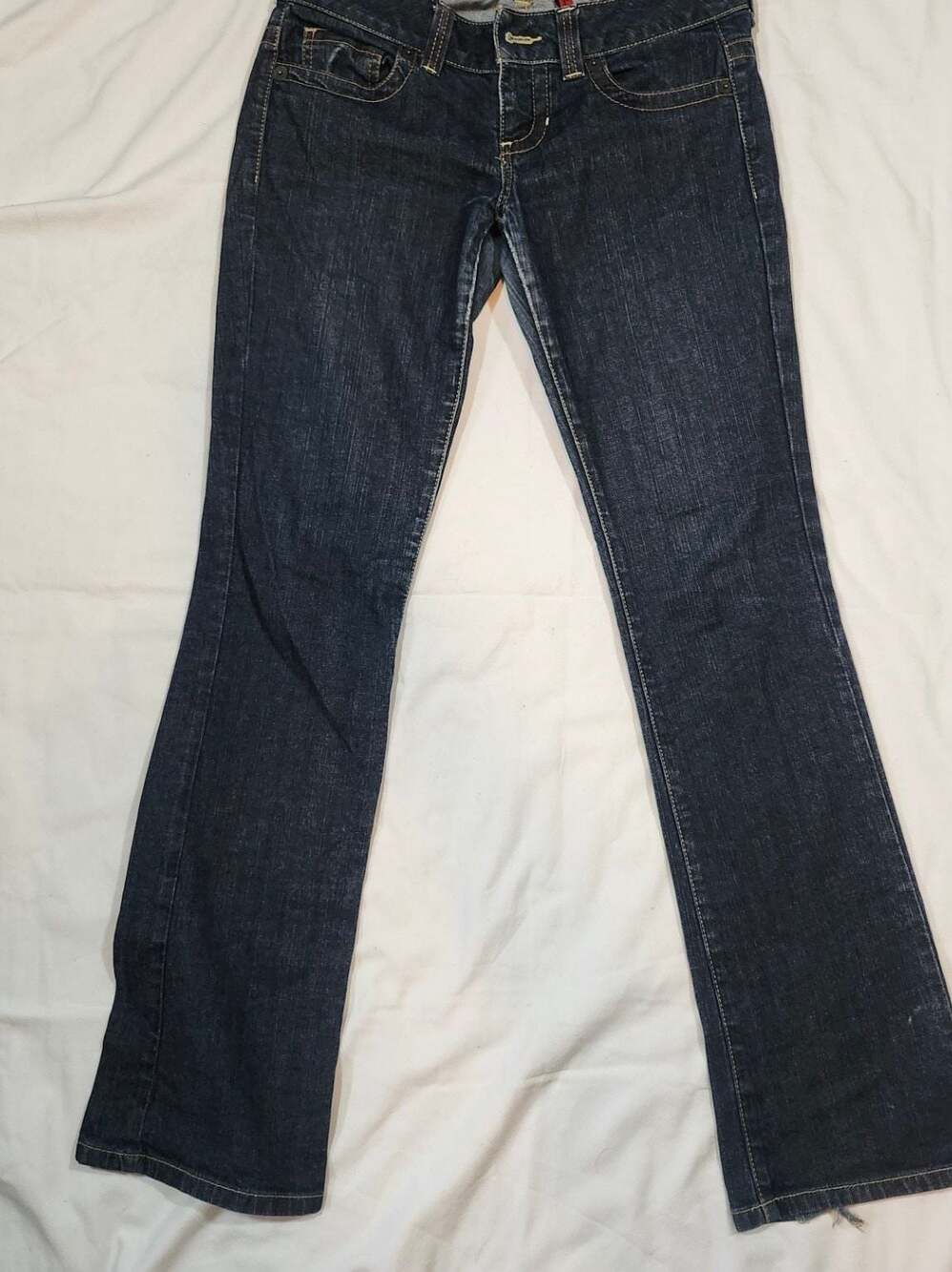 Guess Daredevil Bootcut Dark Wash Denim Jeans Size 28